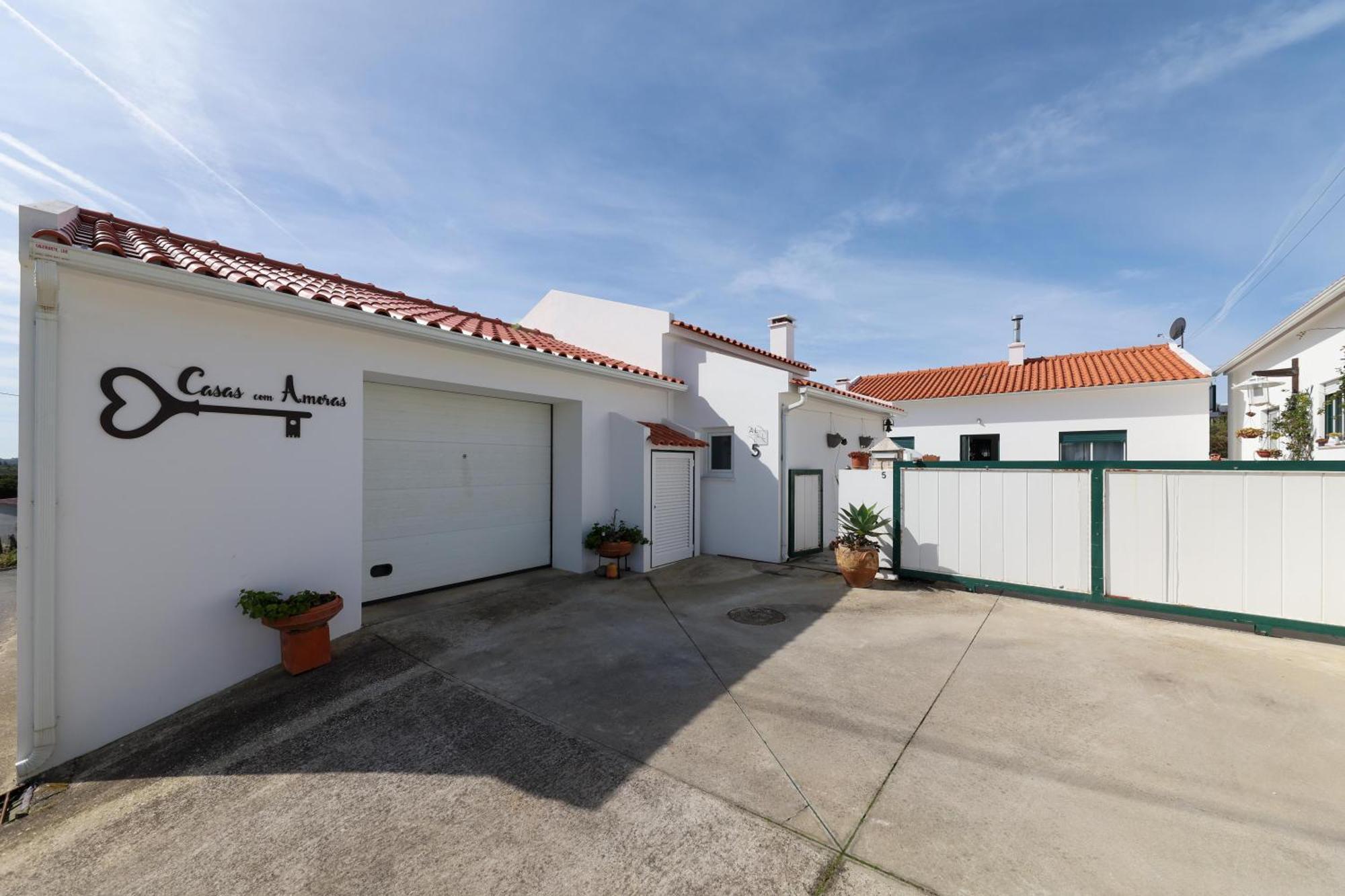 Casas Com Amoras In Serra Da Pescaria Famalicao Exterior photo